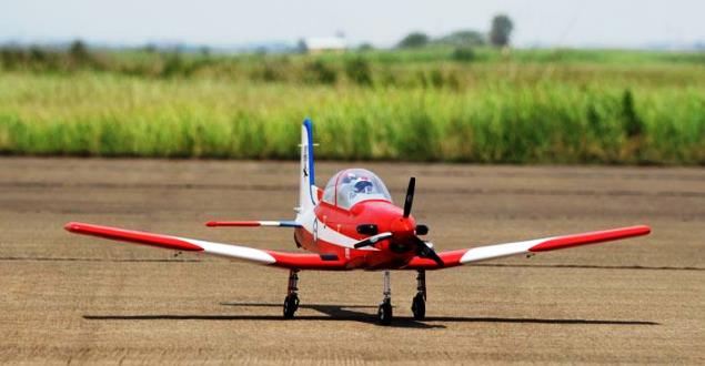ラジコン飛行機の凄技フライト特集