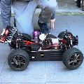 ラジコンカーのエンジンが掛からないときの原因・対策